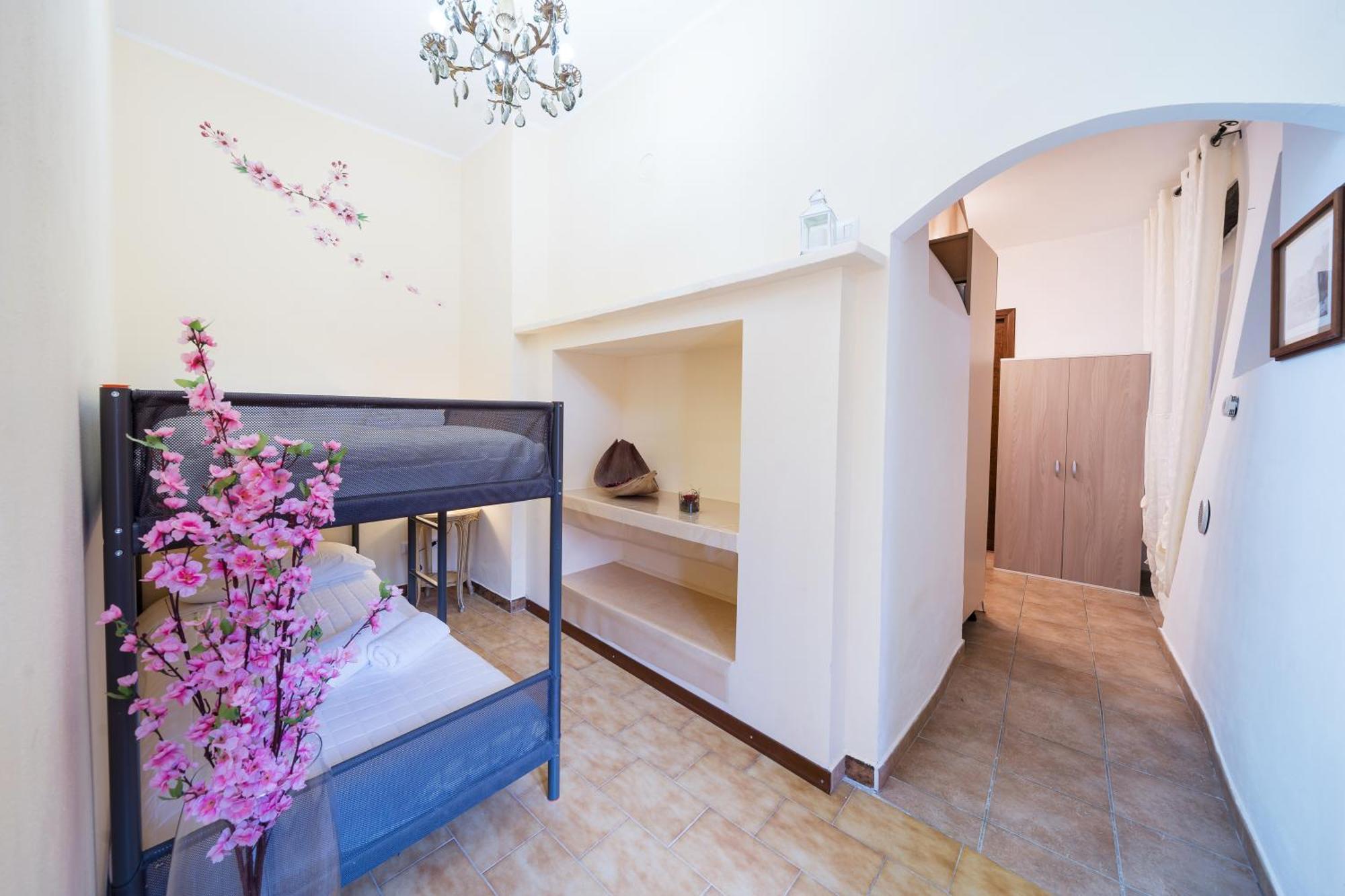 B&B La Corte And Home Restaurant - Free Parking - 10 Minutes To The Lake And Centre Como Kültér fotó
